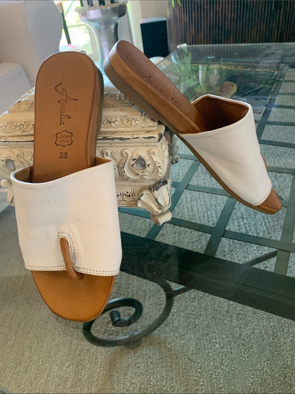 Anesha White Leather Toe Slide Sandals Size 38